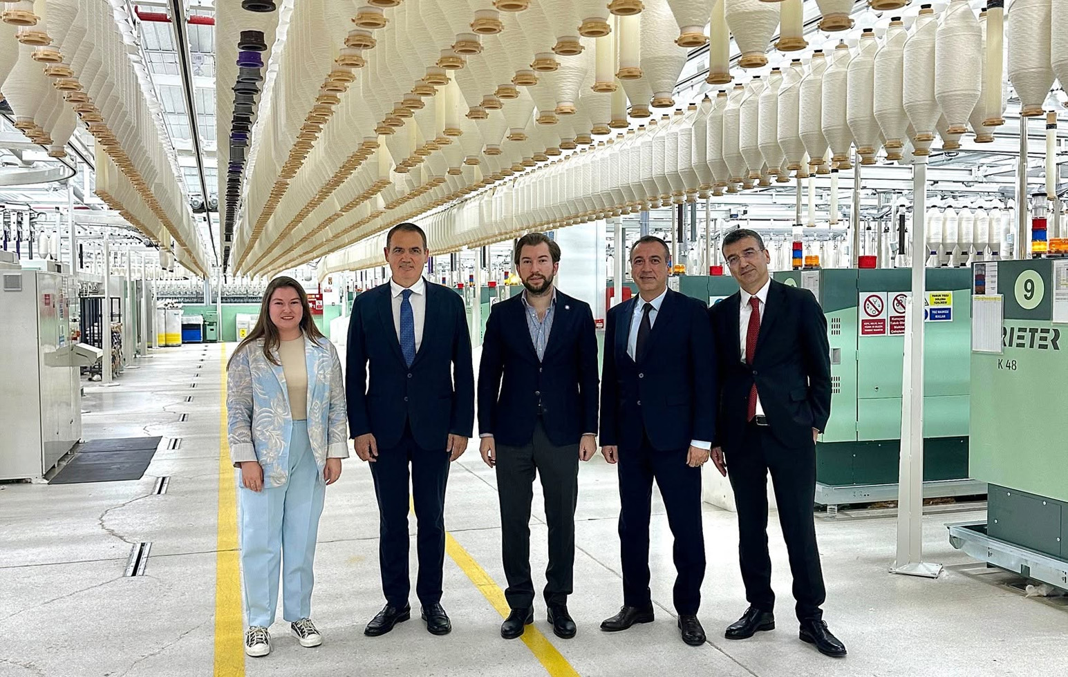 Denizbank Krediler Grubu Genel Müdür Yardımcısı Sayın Murat Atay, Krediler Koordinasyon Grup Müdürü Sayın Orkun Solmaz ve Güney Ege Krediler Bölge Müdürü Sayın Tuncer Tanınmış Kompakt İplik Tesisimizi Ziyaret Etti